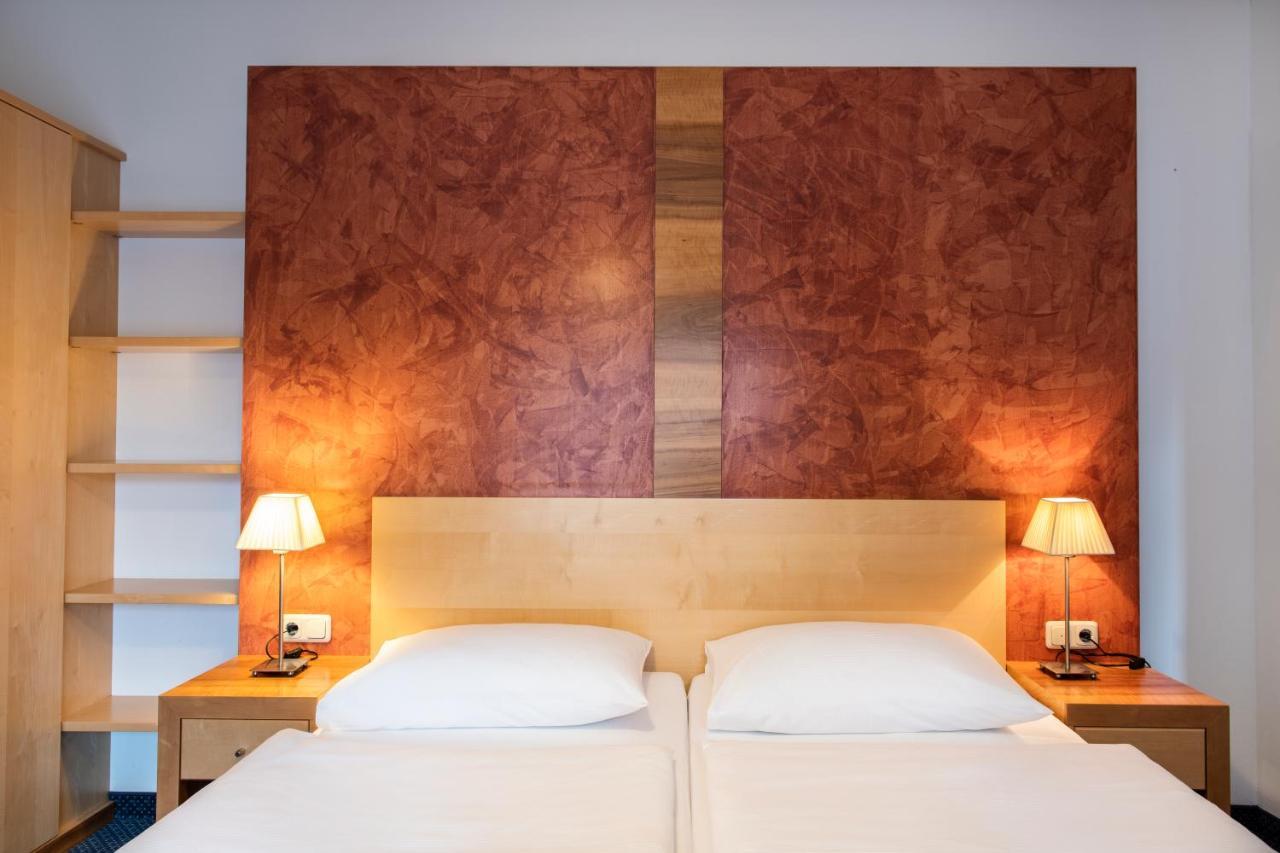 Parkhotel Zur Klause Bad Hall Εξωτερικό φωτογραφία