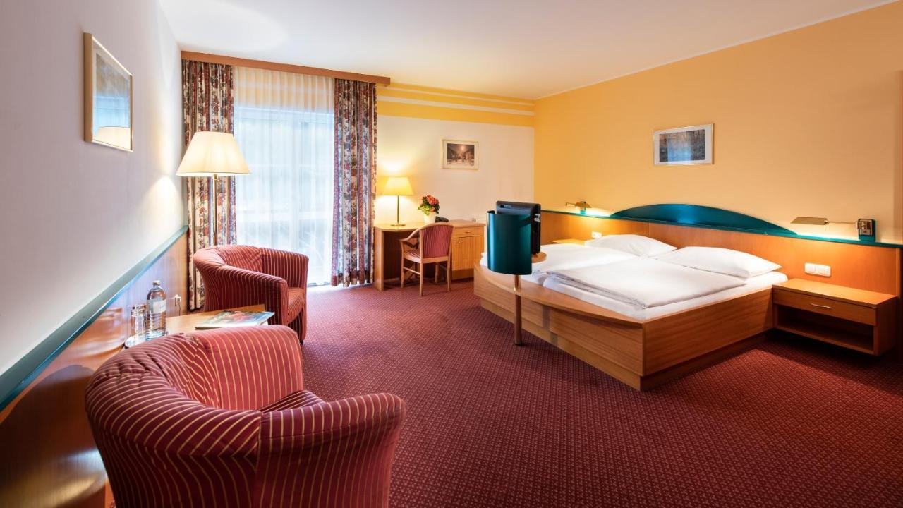 Parkhotel Zur Klause Bad Hall Εξωτερικό φωτογραφία