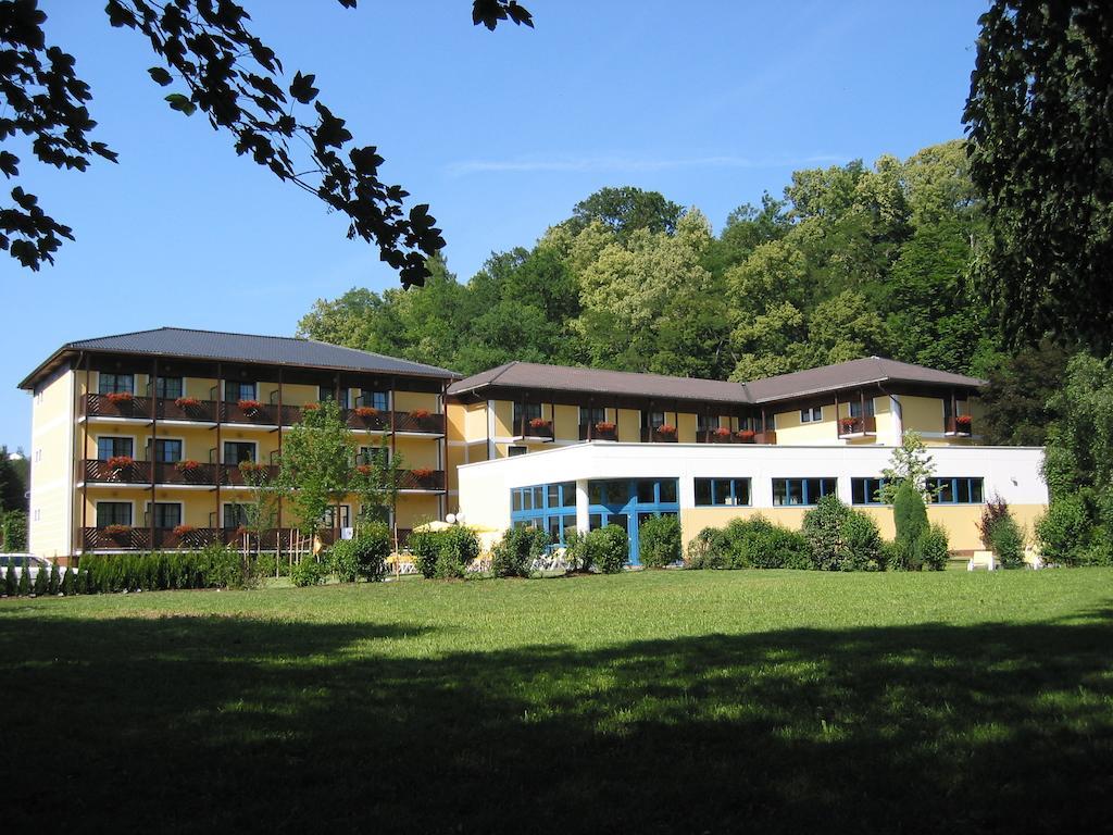 Parkhotel Zur Klause Bad Hall Εξωτερικό φωτογραφία